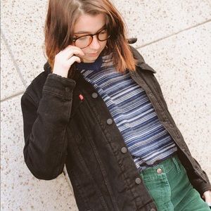 Black denim, sherpa lined Levi’s jacket